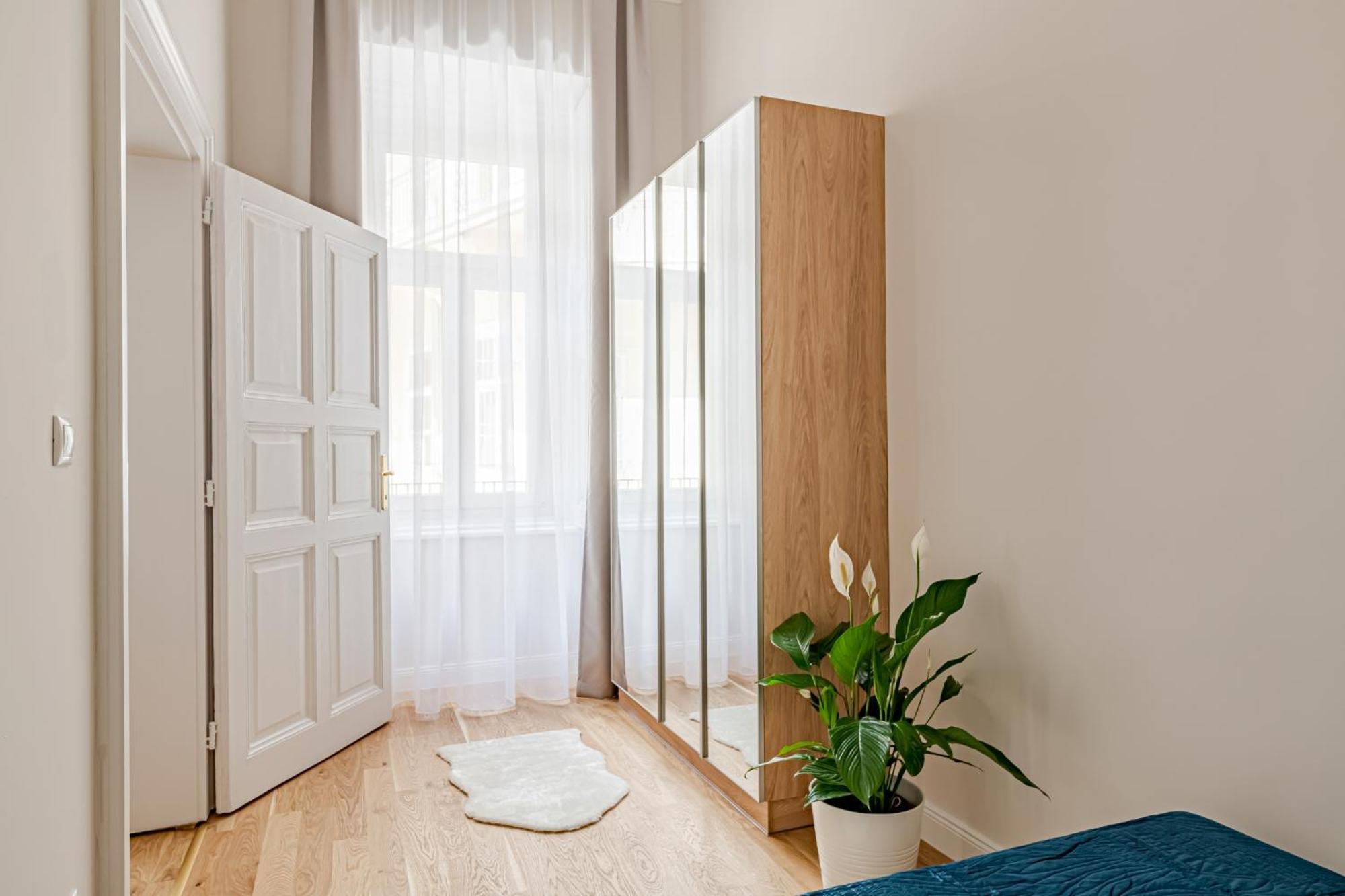 Kr16 Apartment - Hostaid Budapeste Exterior foto